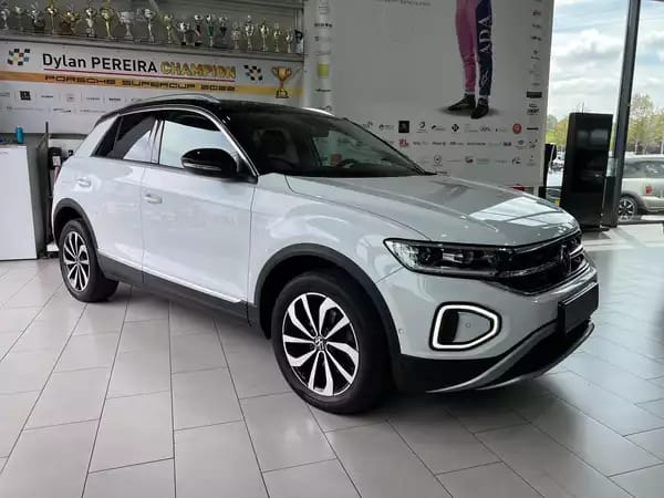 Volkswagen T-Roc 1.5 TSI 150 DSG STYLE,1 HAND,VIRTUAL,KAMERA,NAVI,CARPLAY,LED,CUIR,IQ-LIGHT - Photo 3