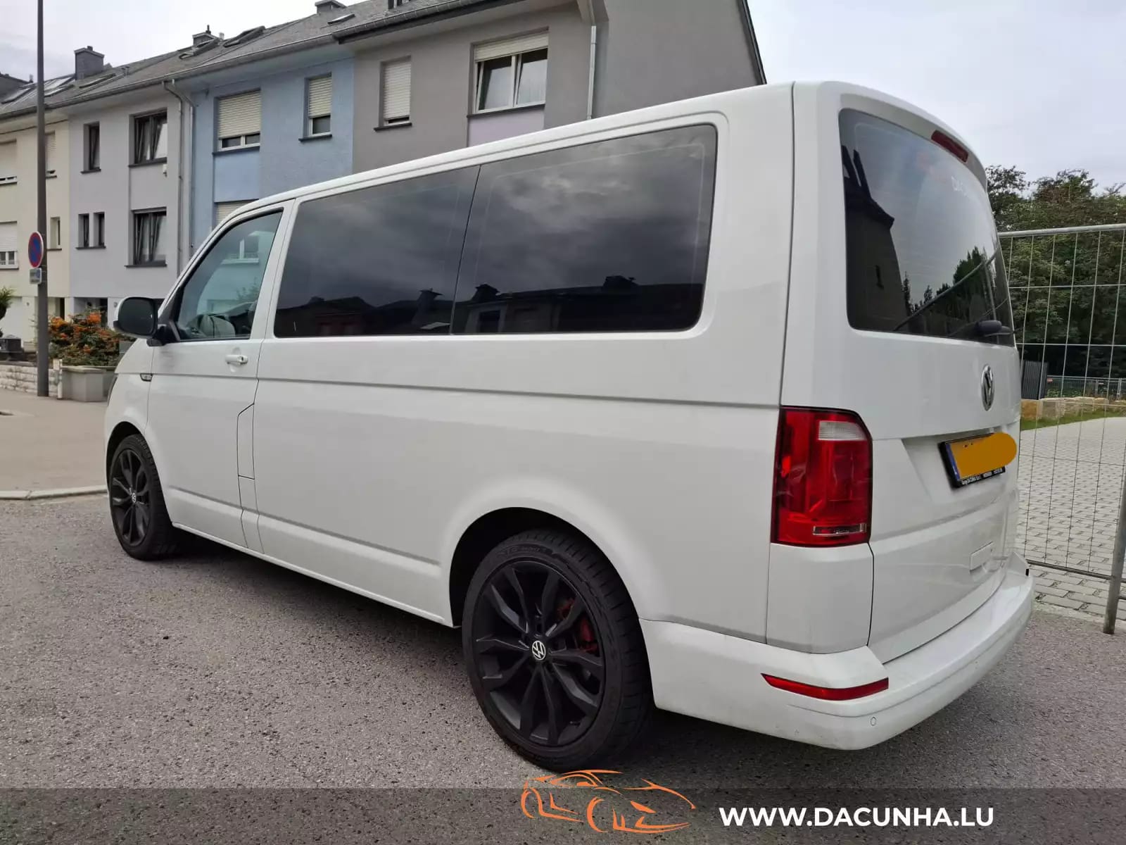 Volkswagen T6 Transporter 2.0 TDI 9 PLACES, 1 HAND, CLIMA,NAVI,PDC,CAMERA - Photo 1