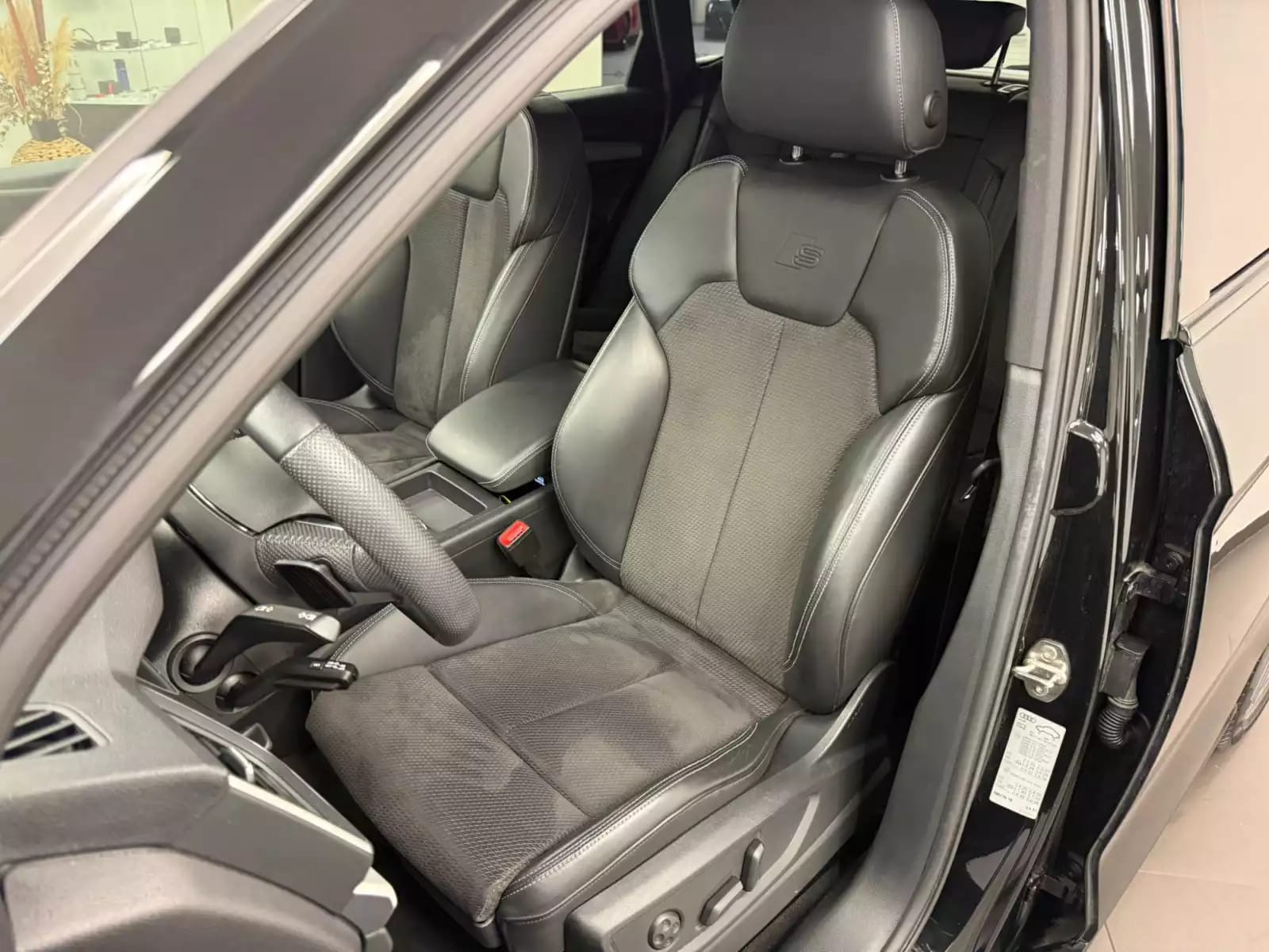 Audi Q5 sport 45 TFSI quattro 245 CV / 180 kWS tronic - Photo 1