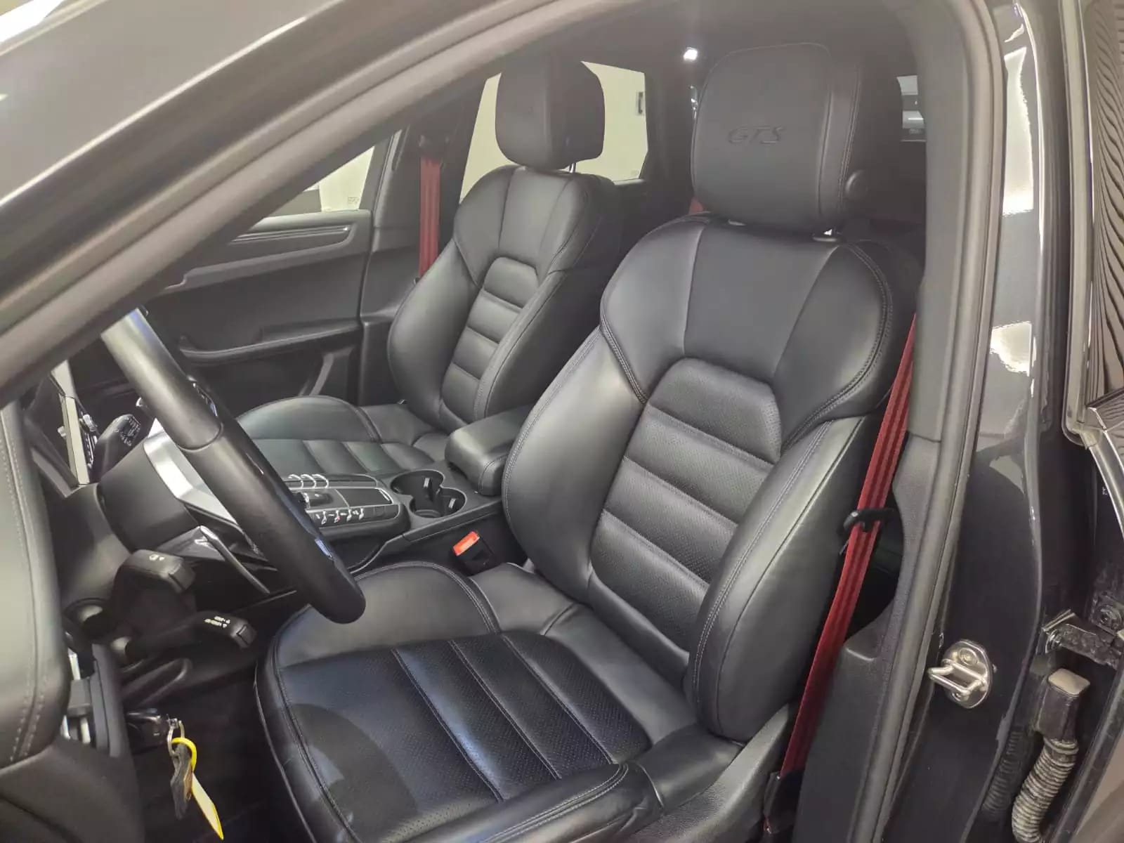 Porsche Macan GTS 381ch / 280kW - Photo 1