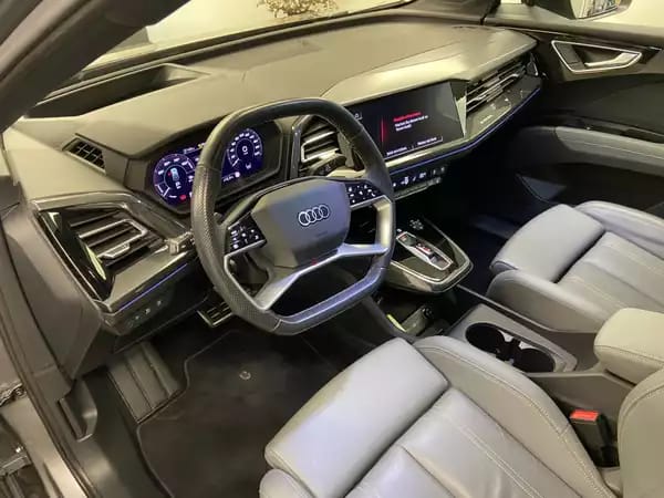 Audi Q4 e-tron 50 e-tron S Line 299 CV / 220 KW quattro - Photo 3