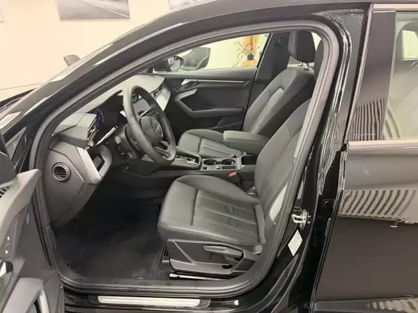 Audi A3 Sportback advanced 30 TFSI 116 CV / 85 kW S tronic - Photo 2