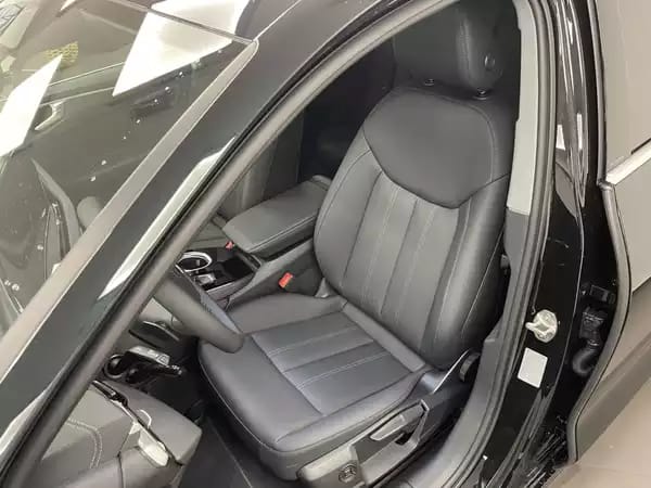 Audi A6 Avant e-hybrid 299 CH / 220 KW S tronic - Photo 2