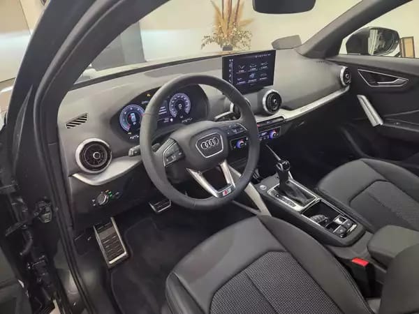 Audi Q2 S line 35 TDI 150 CH / 110 KW S tronic - Photo 3