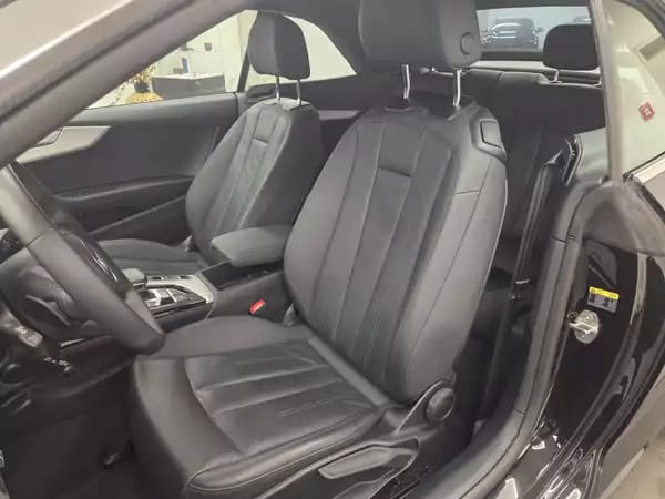 Audi A5 Cabriolet S line TDI 204 CH / 150 KW S tronic - Photo 2