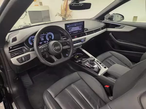 Audi A5 Cabriolet S line TDI 204 CH / 150 KW S tronic - Photo 3