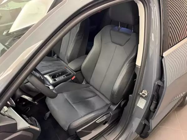 Audi Q3 Sportback 35 TDI 150ch / 110kW S tronic - Photo 2