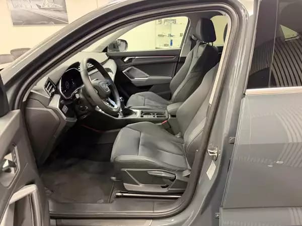 Audi Q3 Sportback 35 TDI 150ch / 110kW S tronic - Photo 2