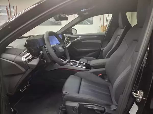Audi A6 Avant S Line 204 CV / 150 kW TDI quattro S tronic - Photo 2