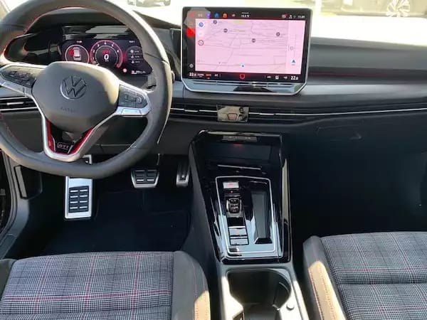 Volkswagen Golf GTI 2.0TSI 265CV DSG7 - Photo 2