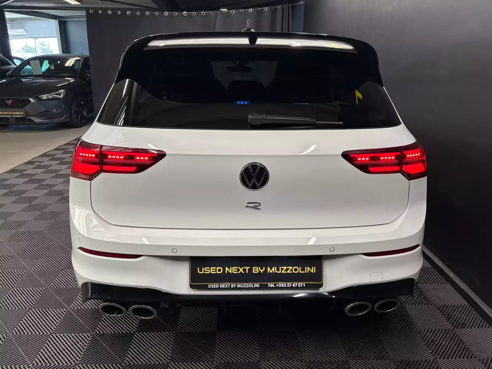 Volkswagen Golf R 4Motion 2.0 TSI 320CV - Photo 1