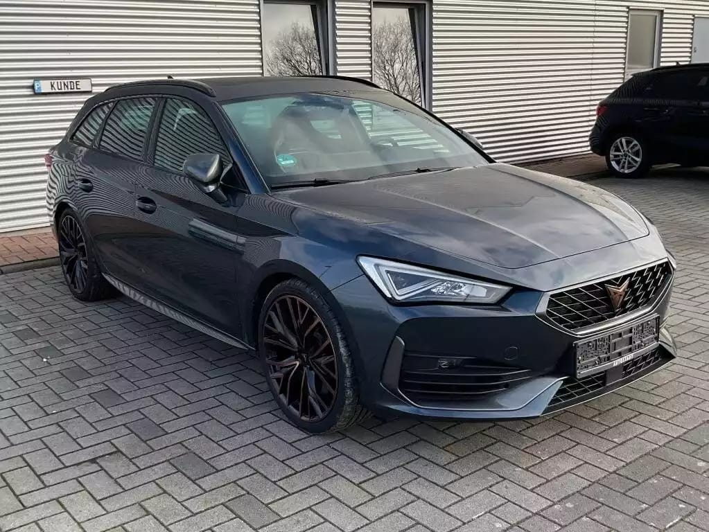 Cupra Leon SP VZ CUP 2.0 TSI 300 CH - Photo 1