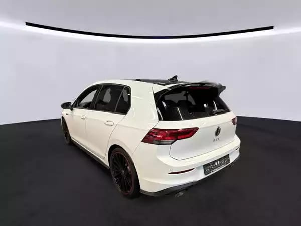 Volkswagen Golf GTI GTI CLUBSPORT 2.0 TSI 301 CV DSG7 - Photo 3