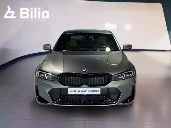 BMW 318 318i Berline M Sport - Photo 2