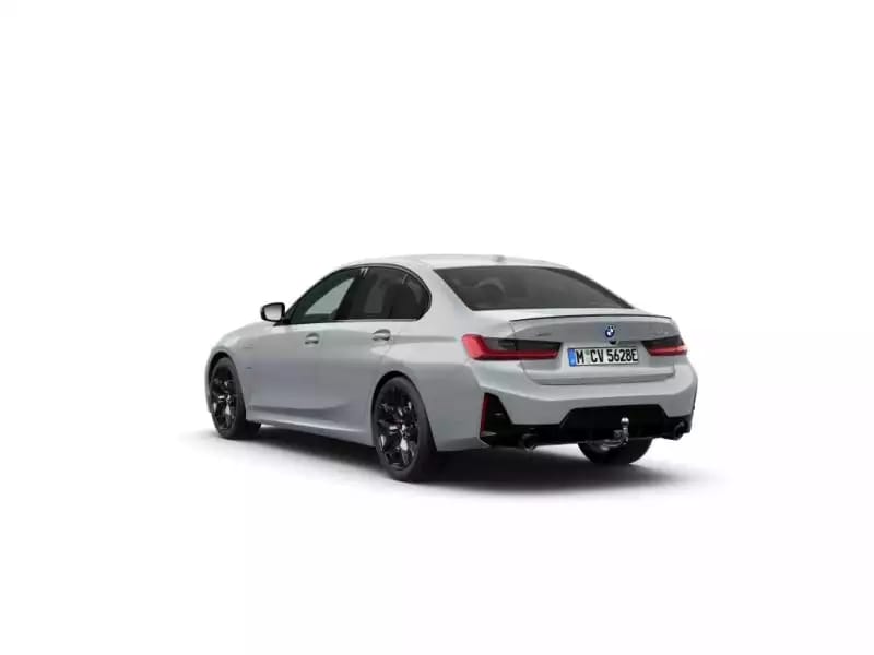 BMW 330 330e xDrive M-sport - Photo 1