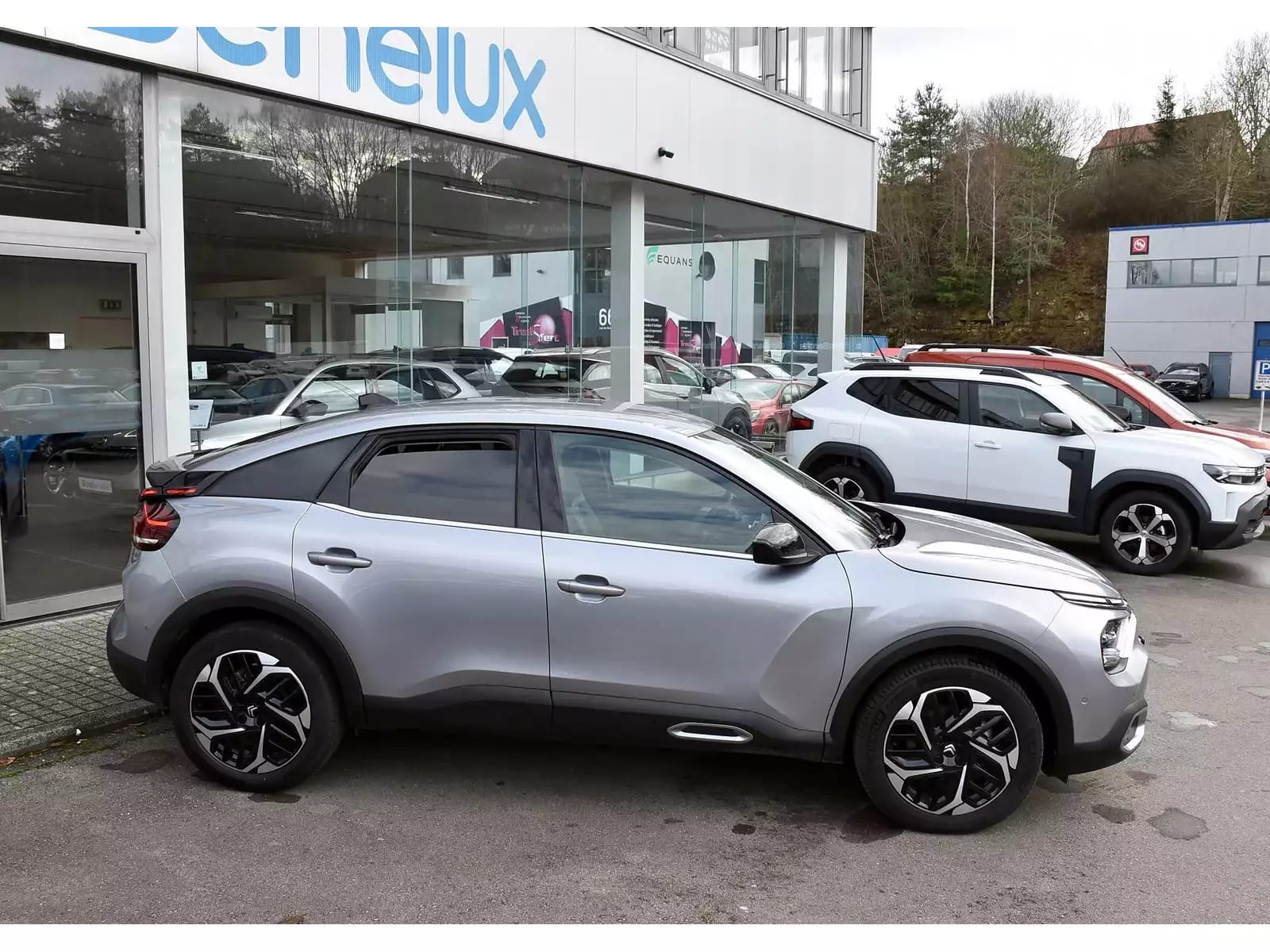 Citroën C4 1.2 PureTech 130 EAT8 MAX CUIR HUD GPS CAM SIDE 1° MAIN - Photo 1