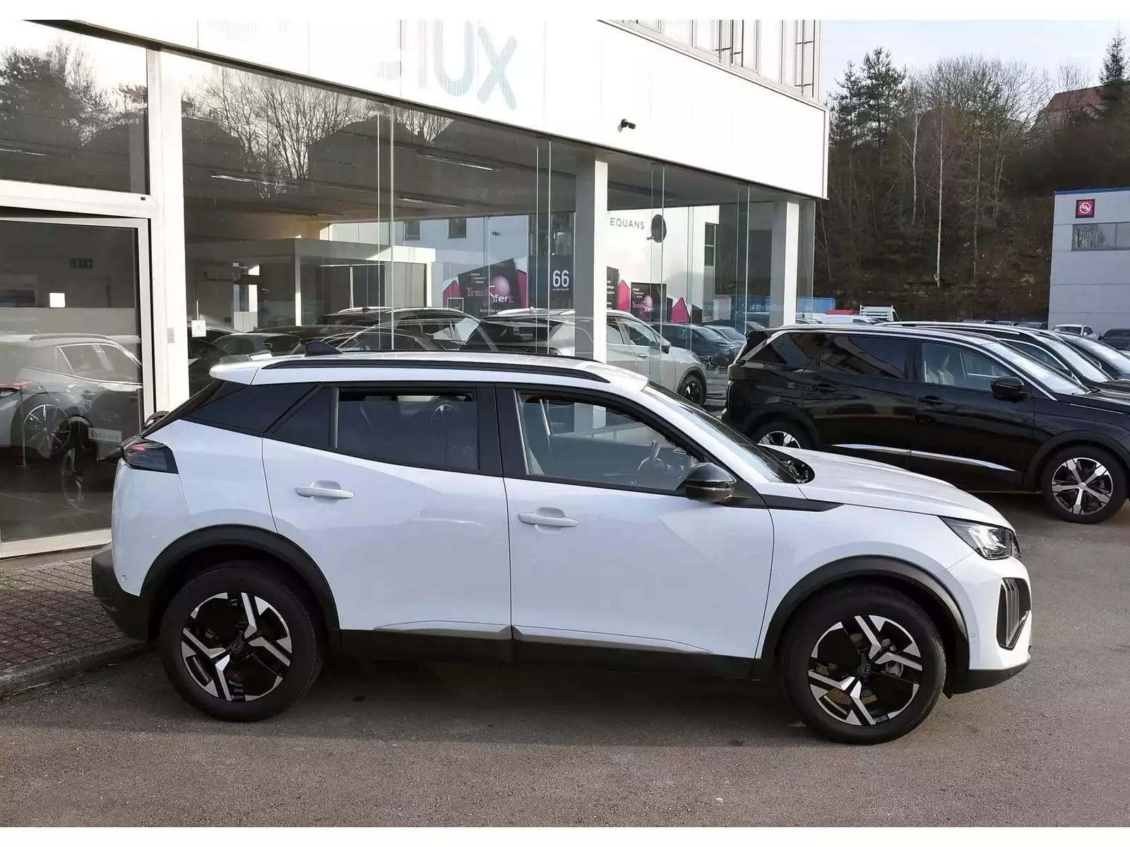 Peugeot 2008 1.2 Hybrid 145 Allure e-DCS6 ACC LANE SIDE GPS CAM360 1°MAIN - Photo 1