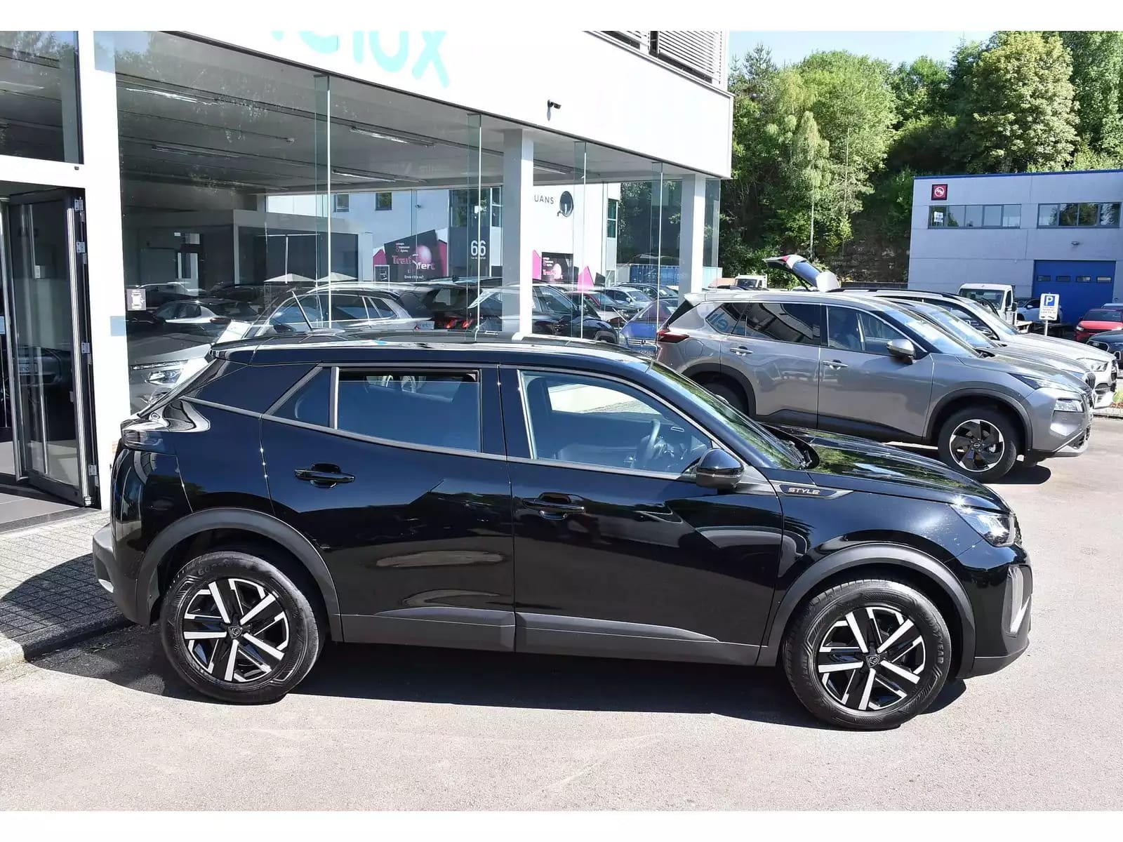 Peugeot 2008 1.2 Hybrid 145 e-DCS6 Style REGUL LANE PDC 1° MAIN - Photo 1