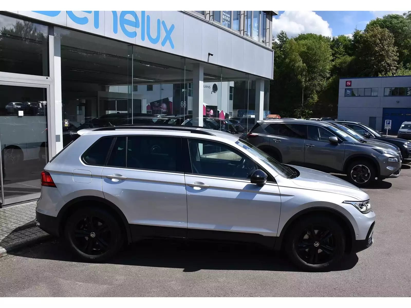 Volkswagen Tiguan 1.5 TSI Life DSG ACC TRAVEL SIDE HUD HARMAN ATT RMQ 1° MAIN - Photo 1