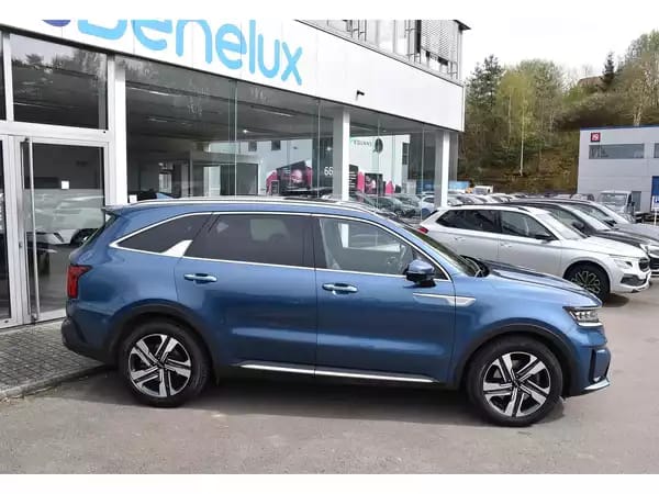 Kia Sorento 2.0 CRDI 4WD Pace 7 Pl. PANO CUIR MEMO BOSE HUD CAM360 - Photo 2