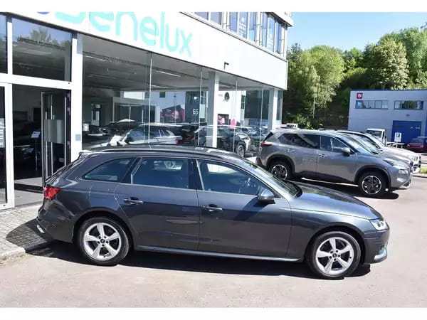 Audi A4 Avant 30 TDI Advanced S-Tronic GPS LANE GARANTIE 05/2029 - Photo 2