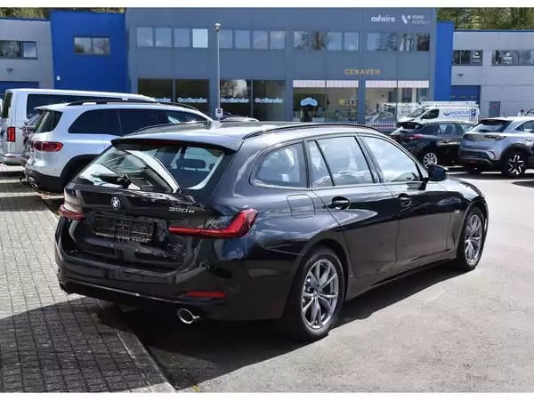 BMW 320 eA Touring PHEV 32g CO2 REGUL LANE GPS CAM PARK 1° MAIN - Photo 3