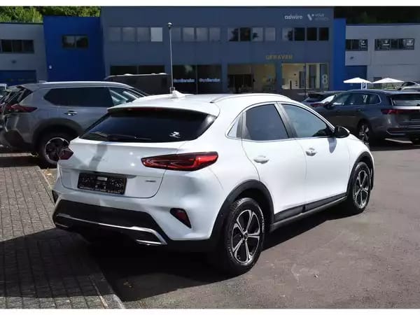 Kia XCeed 1.6 GDI PHEV Business Line DCT ACC LANE SIDE CAM 1° MAIN - Photo 3