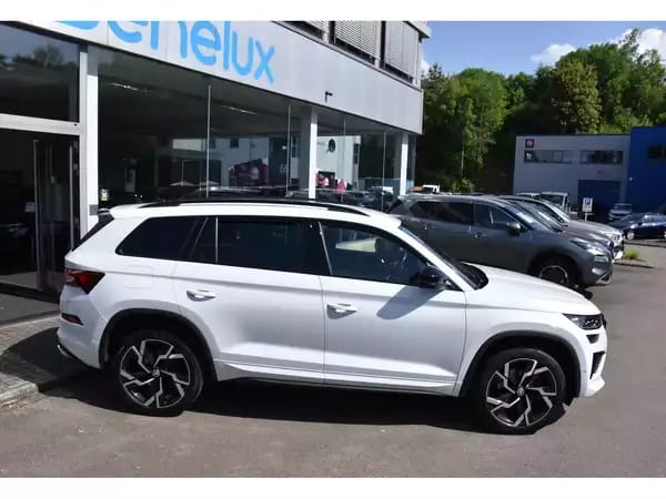 Skoda Kodiaq RS 2.0 TSI 4X4 DSG 7 PL. CUIR TRAVEL CANTON CAM360 ATT RMQ 1° MAIN - Photo 2