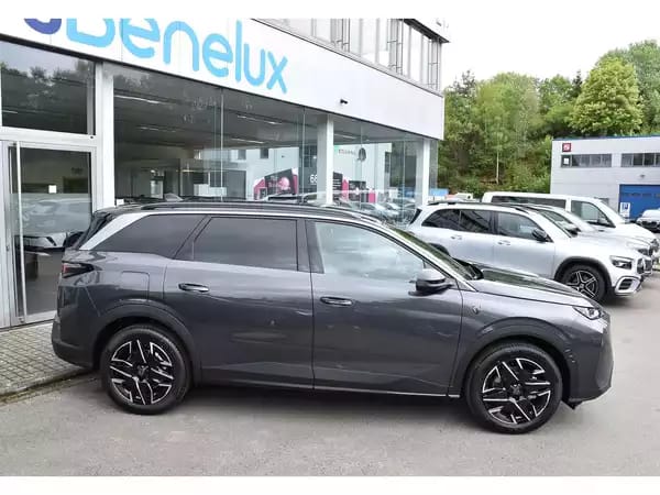 Peugeot 5008 GT Hybrid 145 e-DCS6 7 Pl. ACC CAM NEUF - Photo 2
