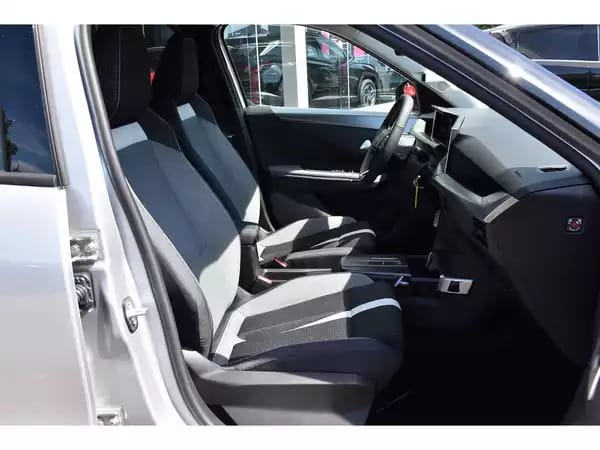 Opel Frontera 1.2 Turbo Hybrid GS e-DCT6 7 Pl. SG CHFF GPS SIDE CAM NEUF - Photo 2