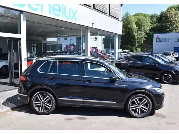 Volkswagen Tiguan 1.5 TSI Elegance DSG ACC GPS LANE SIDE KEYLESS ATT RMQ 1° MAIN - Photo 2