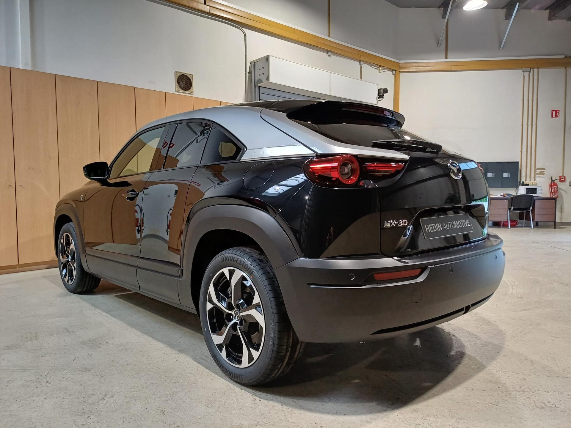 Mazda MX-30 e-SKYACTIV R-EV 170 pk Makoto Urban Expr - Photo 3