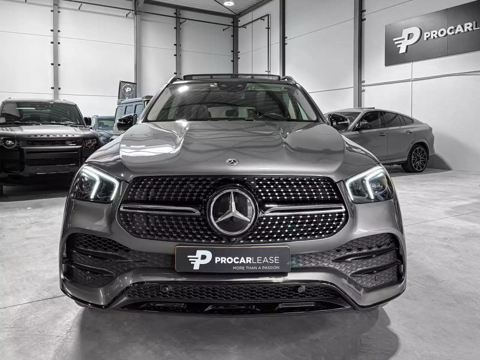 Mercedes-Benz GLE 400 D AMG/ 4Matic /AMG/PANORAMA/ BURMESTER/360/ - Photo 1
