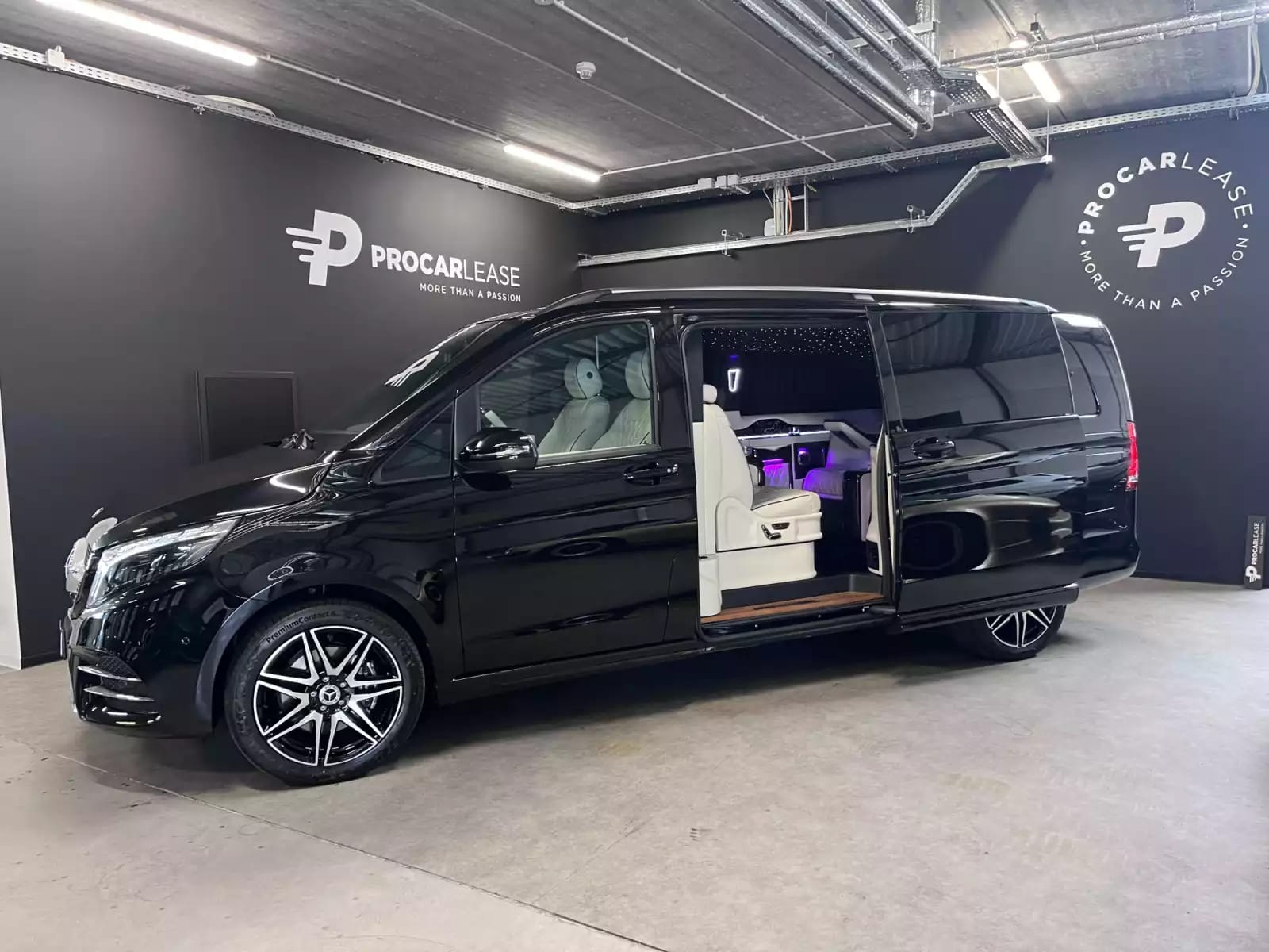 Mercedes-Benz V 300 V300 D VIP EXTRA LANG L3/ STOCK/**FULL** - Photo 1