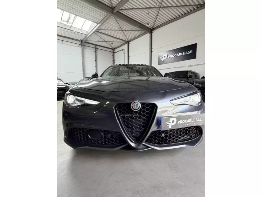Alfa Romeo Giulia Giulia Veloce Q4/19/PANO/CAMERA/CUIR/VOLL - Photo 1