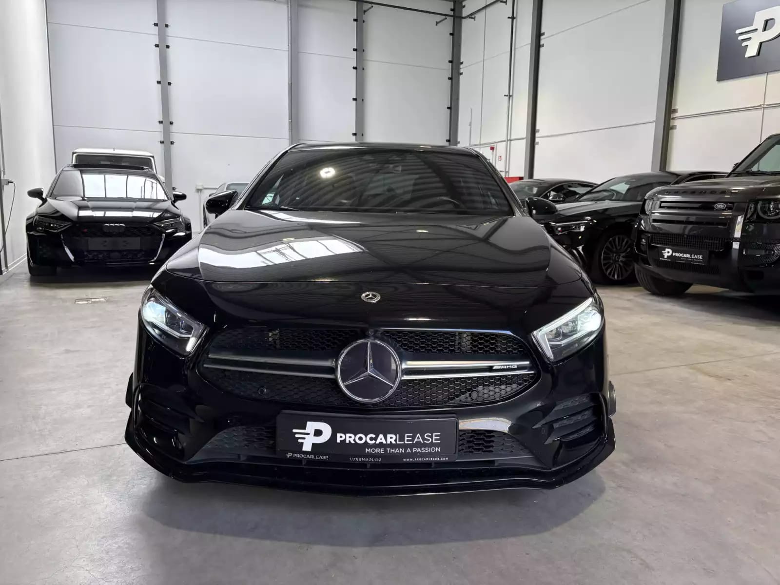 Mercedes-Benz A 35 AMG A 35 AMG 4Matic° GARANTIE CONTRSUCTEUR 2027° AMG RIDE CONTROL° 360° - Photo 1