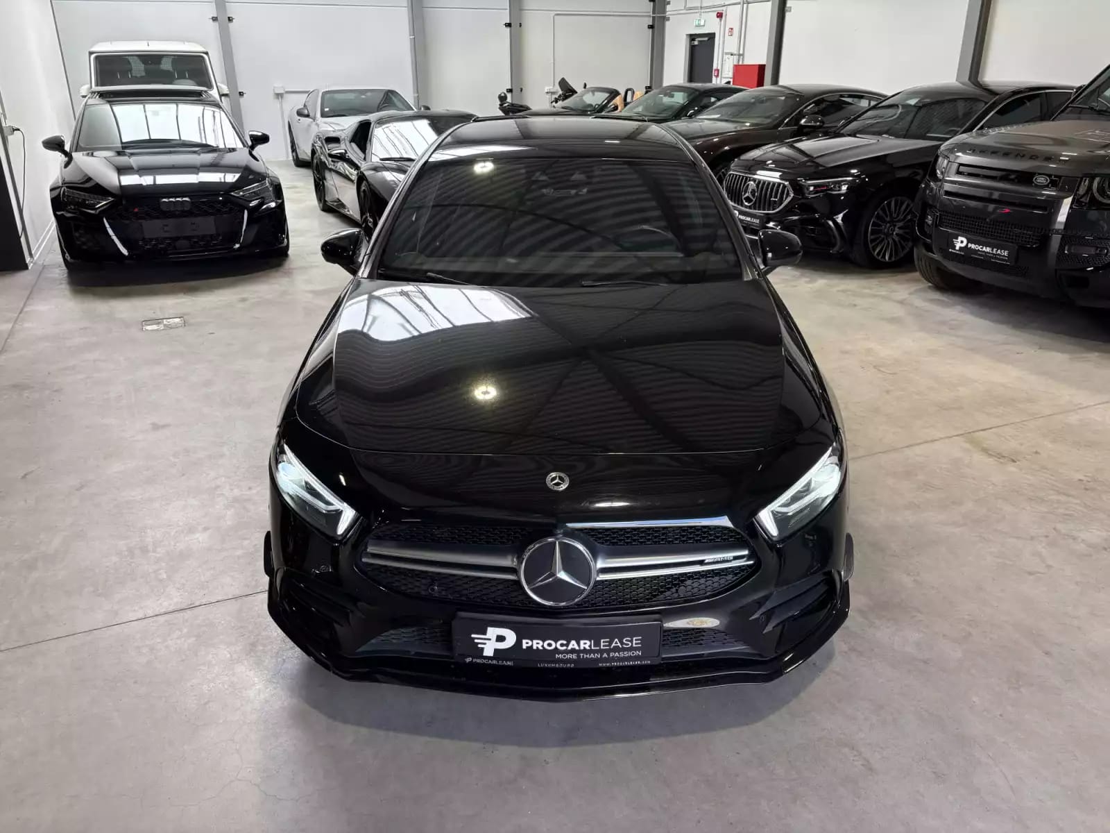 Mercedes-Benz A 35 AMG A 35 AMG 4Matic° GARANTIE CONTRSUCTEUR 2027° AMG RIDE CONTROL° 360° - Photo 1