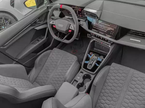 Audi RS3 2.5 TFSI SPORTBACK QUATTRO/ GARANTIE 5/Pano/19/360°/SONOS/SCHALE S - Photo 3