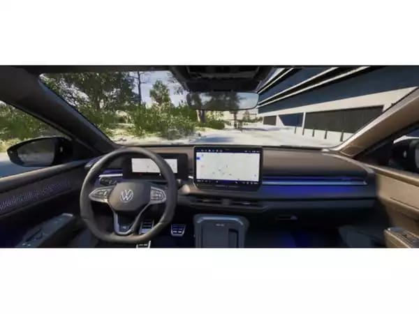 Volkswagen T-Roc T-Roc R-Line 1.5 eTSI (150 CV)/PANO/AHK/360°/VOLL - Photo 2