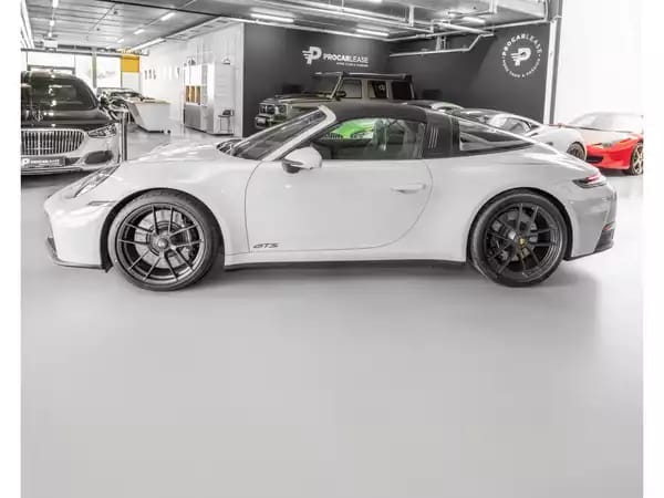 Porsche 992 911/992.2 TARGA 4 GTS / FACELIFT MY2025 / SOFORT - Photo 2