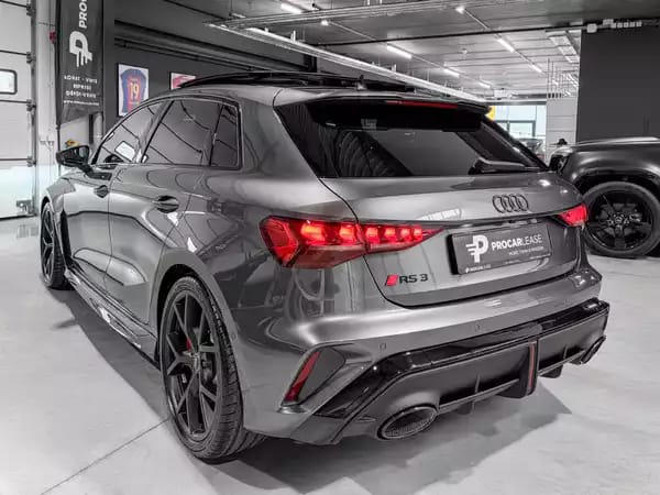 Audi RS3 2.5 TFSI SPORTBACK QUATTRO/ GARANTIE 5/Pano/19/360°/SONOS/SCHALE S - Photo 2