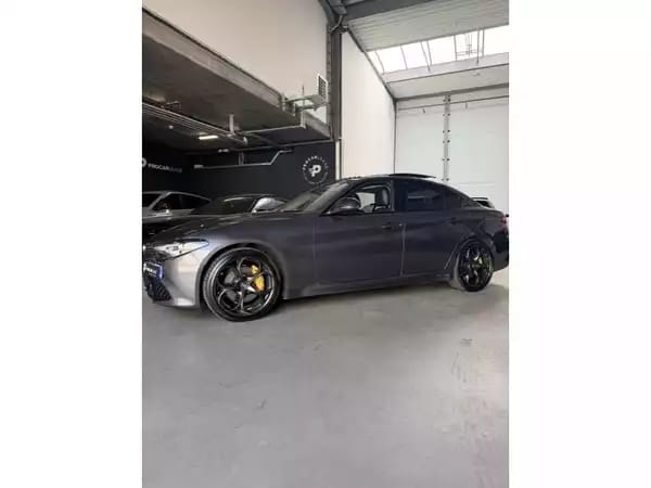 Alfa Romeo Giulia Giulia Veloce Q4/19/PANO/CAMERA/CUIR/VOLL - Photo 2