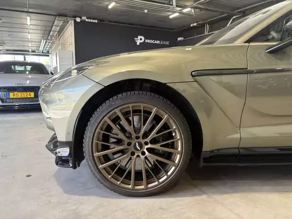Aston Martin DBX ASTON MARTIN DBX707 °FACELIFT° 4.0 V8 BITURBO – FULL CARBON – Q ASTON MARTIN – KERAMIK - Photo 2