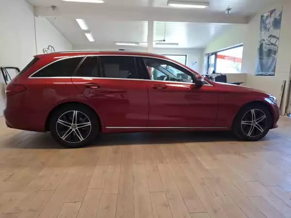 Mercedes-Benz C 200 d T - Photo 2