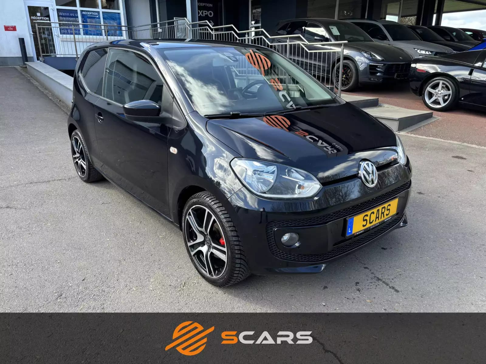 Volkswagen up! 1.0 - Photo 1