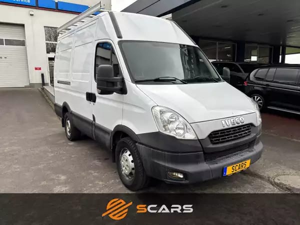 Iveco Daily 35S13 2.3HPI 126cv L2H2 - Photo 2