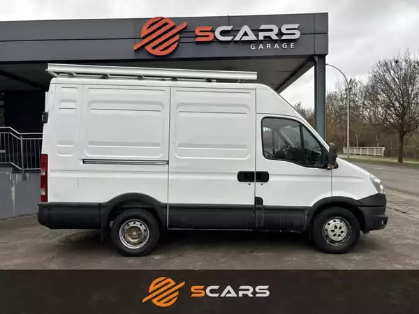 Iveco Daily 35S13 2.3HPI 126cv L2H2 - Photo 2