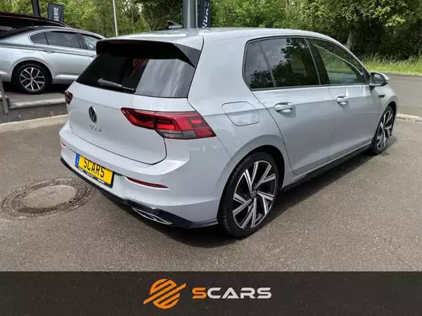 Volkswagen Golf 1.5 eTsi DSG 150cv R-Line - Photo 3