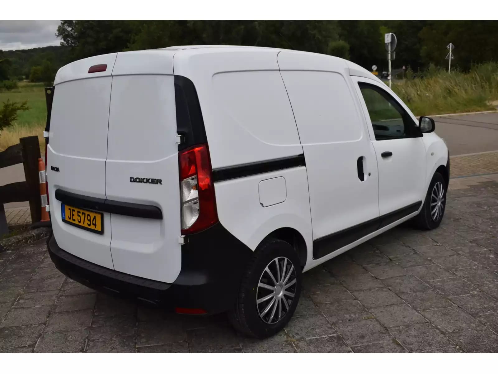Dacia Dokker 1,5 DCi airco Euro 6 sans Adblue Navi - Photo 1