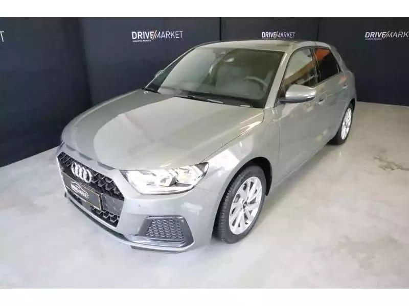 Audi A1 Advanced - Photo 1